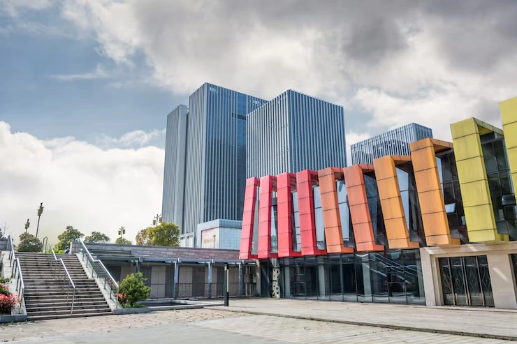 Custom Structures – Building Big, Fast, and On-Point